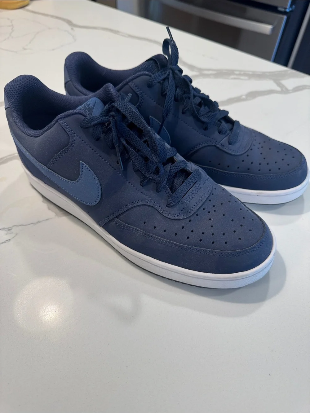 Nike men’s court vision low top sneaker